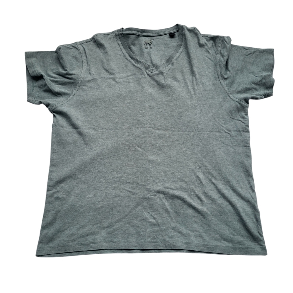 Pre-owned Raffi Tshirt Size  M, Color Green, V-neck